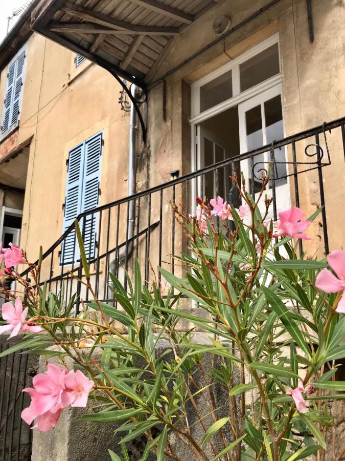 La Petite Cour Apartment โบน ภายนอก รูปภาพ