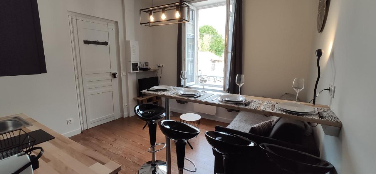 La Petite Cour Apartment โบน ภายนอก รูปภาพ